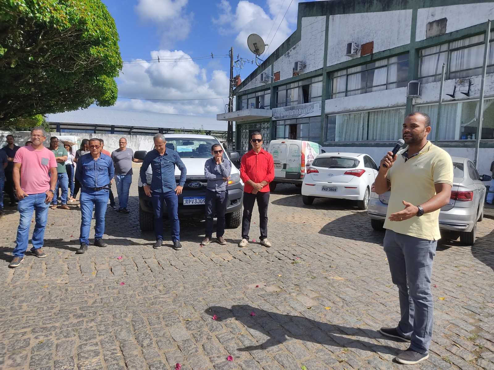 Camacã: Prefeito Paulo do Gás vai a Salvador recebe uma Ranger zero km e mais atrações para o Arraiá do Xenhenhém


